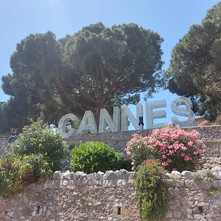 Le Panoramique - - Centre - Sea View - Swimming Pool - Free Parking * Cannes