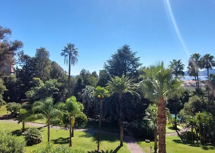 Le Panoramique - - Centre - Sea View - Swimming Pool - Free Parking Apartment