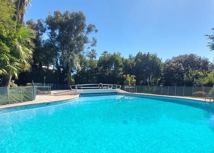 Le Panoramique - - Centre - Sea View - Swimming Pool - Free Parking * Cannes